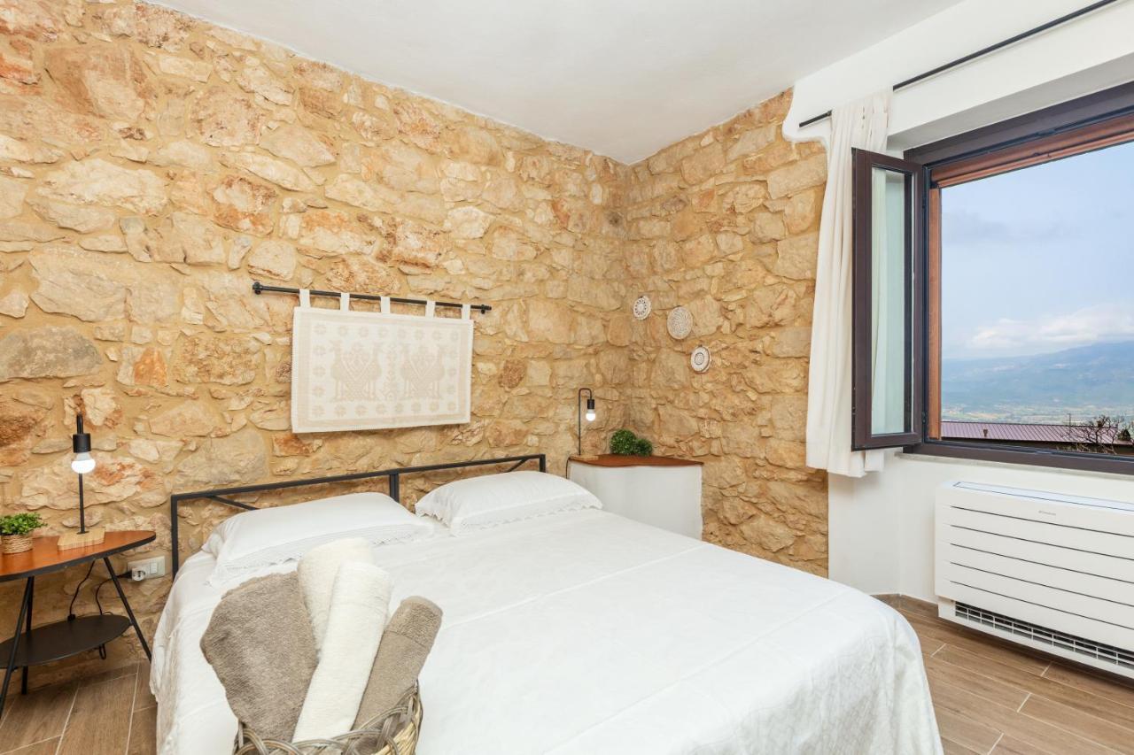Apartmán Dommu Anna Baunei Exteriér fotografie