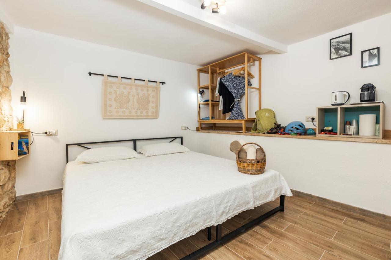 Apartmán Dommu Anna Baunei Exteriér fotografie