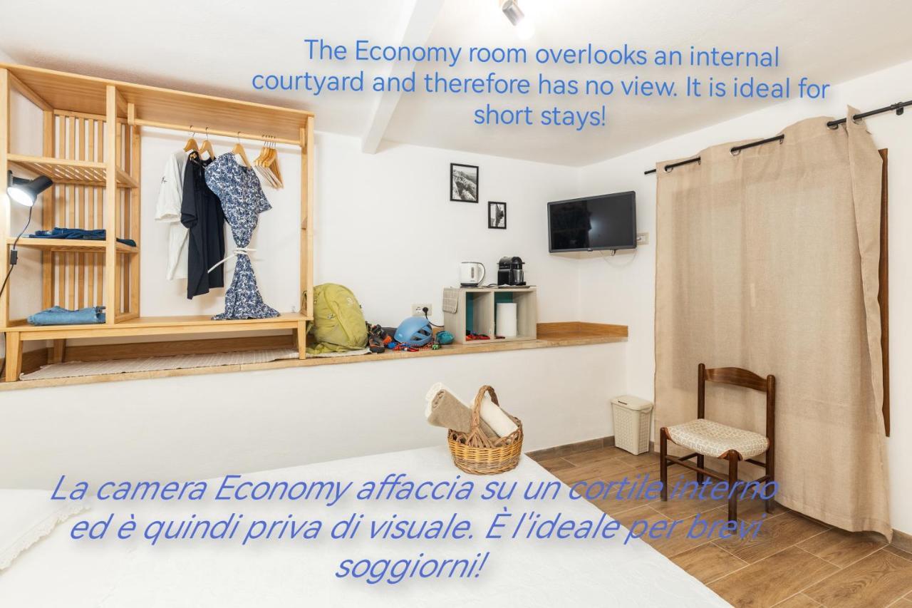 Apartmán Dommu Anna Baunei Exteriér fotografie